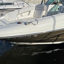 Sea Ray 240 Sundeck