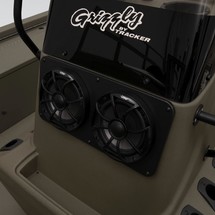 Tracker Grizzly 2072 CC Sportsman Kicker