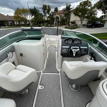 Sea Ray 260 Sundeck