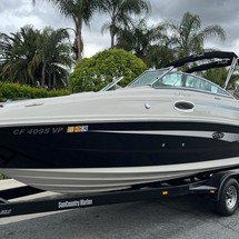 Sea Ray 260 Sundeck