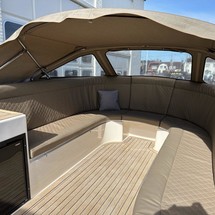 Hatteras 80 Motor Yacht