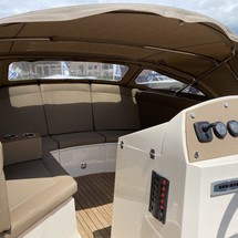 Hatteras 80 Motor Yacht