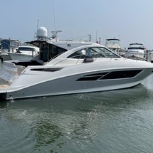 Sea Ray 510 Sundancer