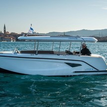 Beluga 21 Open