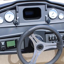 Premier Pontoons Navigator 220