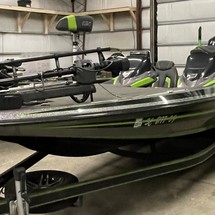 Skeeter fx 21