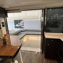 Cruisers Yachts 42 Cantius